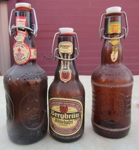 lot 126 image: 3 vintage bergbrau beer bottles with cork tops
