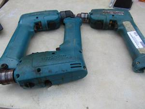 lot 128 image: makita cordless drive drill qty 3 batteries not included