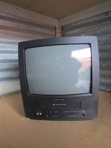 lot 145 image: emerson vhs digital tracking television