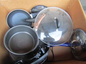 lot 148 image: box of various pots and pans some have lids