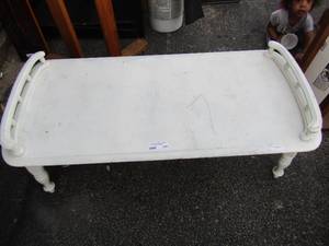 lot 150 image: wooden white bench 15x 47x 21