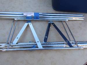lot 189 image: disassembled metal shoe rack 3 tier, all parts included