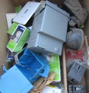 lot 207 image: Box full of wall plugs and plates, 240V fuse box, various other fuses all used may or may not be good