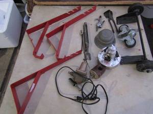 lot 213 image: red roof jacks qty 3, light fixtures and various other outdoor items, 1 air hose nozzle