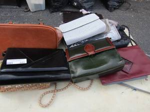 lot 243 image: womens lot of coin purses, small wallets, small hand bags for change and such