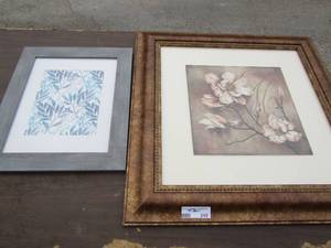lot 249 image: PICTURE FRAMES 1814 light grey new picture frame, 2626 Kathryn White flower framed photo beautiful piece