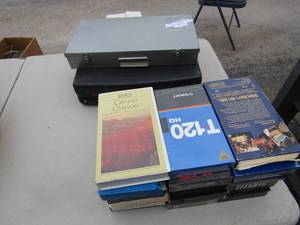 lot 259 image: Zenith VHS player with various movies, Titanic and mask of zorro and more