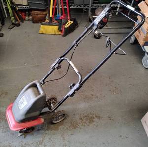 lot 3 image: TILLER  CULTIVATOR AS SHOWN.
