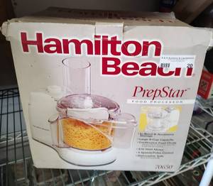 lot 20 image: HAMILTON BEACH PREPSTAR FOOD PROCESSOR MODEL 70650 IN BOX AS SHOWN.
