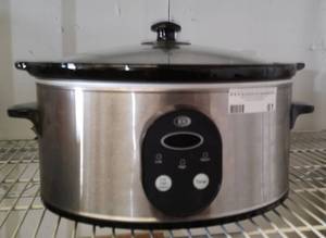 lot 61 image: 5-QUART SLOW COOKER MODEL MD-TC5002 AS SHOWN.