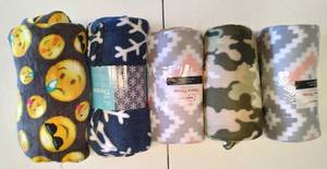 lot 85 image: (5) THROW BLANKETS IN ASSORTED STYLES AS SHOWN. (SOLD 5 X THE MONEY)