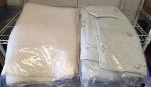 lot 105 image: (2) BLANKETS IN STYLESDESIGNS SHOWN. (SOLD 2 X THE MONEY)
