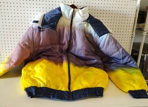 lot 139 image: JACKET IN STYLEDESIGN SHOWN.