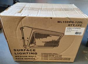 lot 176 image: SURFACE LIGHTING IN UNOPENED BOX AS SHOWN.