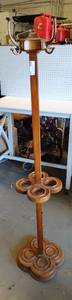 lot 195 image: VINTAGE-STYLE COAT HANGER WITH UMBRELLA HOLDERS AS SHOWN.