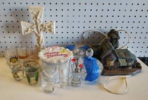 lot 208 image: HOME DECOR, SHOT GLASSES AND MORE AS SHOWN.