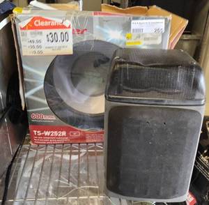 lot 265 image: 10 600W SPEAKER MODEL TS-W252R AND OPTIMUS PRO LX5 SPEAKER AS SHOWN.