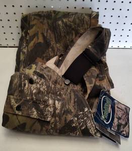 lot 292 image: MOSSY OAK FIELDSTAFF MENS OVERALLS WITH TAGS SIZE 36 AS SHOWN.