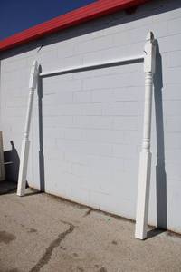 lot 23 image: 3-part solid Wood post display - 86 poles and 83 crossbeam painted white