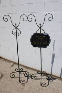 lot 38 image: (2) Green Wrought Iron Display Stands - 410 Tall x 19 W PLUS Sign