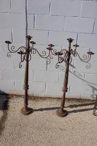 lot 42 image: (2) lightweight 5-candle candelabras - 44 Tall x 22W