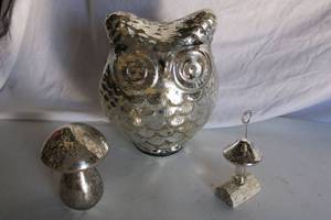 lot 159 image: Mercury glass owls and mushrooms