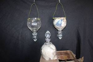lot 177 image: Clear hanging glass globes - 5 boxes