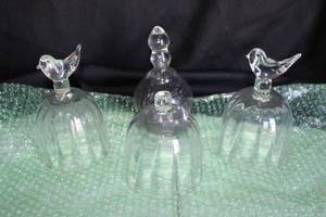 lot 178 image: Clear hanging glass globe, clear glass domes