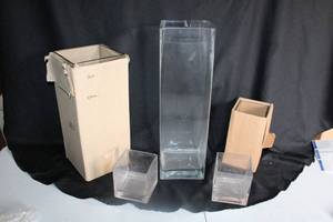 lot 221 image: (5) Clear glass Square vases - mixed sizes, 4x4 to 6x20