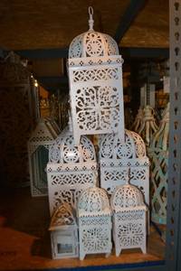 lot 192 image: (9) White decorative lanterns - (6) large size 7x18, (3) small