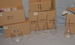 lot 267 image: Clear hanging terrariums and open globes - teardrop and round