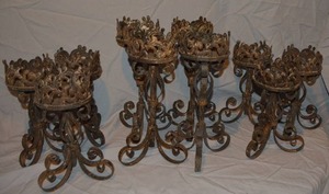 lot 211 image: (10) Wrought iron candle holders mixed sizes