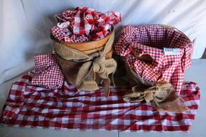 lot 139 image: Bushel Baskets with Red checkered fabric pieces