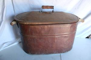 lot 140 image: Metal Tub with Wood handles and Lid - 27x14x18