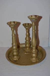 lot 76 image: (4) Gold painted metal candle holders as shown