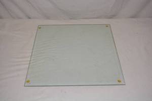 lot 86 image: Square Clear Glass Panels - (18) 12-13, (11) 16
