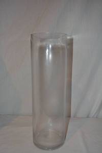 lot 89 image: (6) Clear Glass Vases - 5W x 16 Tall
