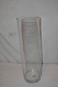 lot 95 image: (6) Clear Glass Vases - 5W x 16 Tall
