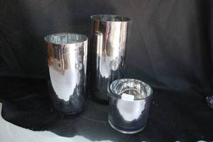 lot 279 image: Silver glass vases mixed sizes - (5) 5x5, (1) 5x10, (1) 5.5x12