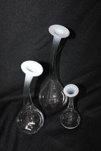lot 305 image: White Bud vases