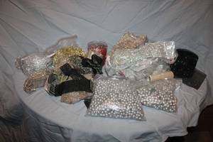 lot 314 image: Decorating beads and  mesh ribbons