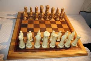 lot 12 image: Vintage Chess Board, with Ceramic Pieces