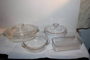 lot 53 image: Clear Glass Pyrex 3 Quart Casserole Dish with Clear Glass Lid, Pyrex Round Clear Glass Bowl and Clear Glass Loaf Pan, Vintage Corning Ware French White F-1-B 2.5 Quart Round casserole Dish With Clear Glass Lid