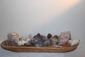 lot 108 image: Various Goedes, Rocks, Crystals and Peterified wood on a Wooden Display Piece