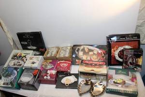 lot 135 image: Large Variety of silverplated items SIB, great for resalers