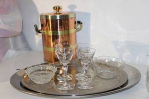 lot 142 image: Silver Plate Platter, Ice Bucket and Glasses etched with the letter B and 2 Clear Glass Bowls