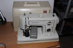 lot 185 image: Kenmoore Sewing Machine