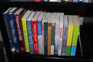 lot 231 image: Selection of Previously Loved Books, See Photos for Titles