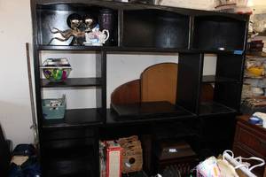 lot 240 image: Solid OAK Custom Built EntertainmentDisplay Wall Unit.  Contenrts NOT included  (86x72x19)