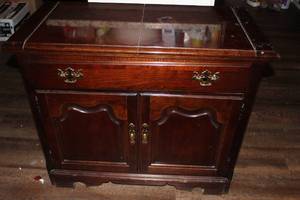 lot 288 image: Vintage Thomasville Buffett